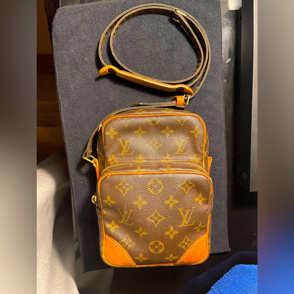 Louis Vuitton Monogram Crossbody Bag - Used